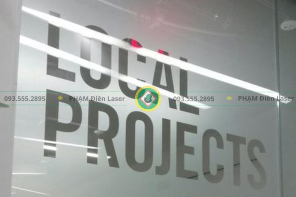 tiep nhan yeu cau va tu van thiet ke cat chu decal