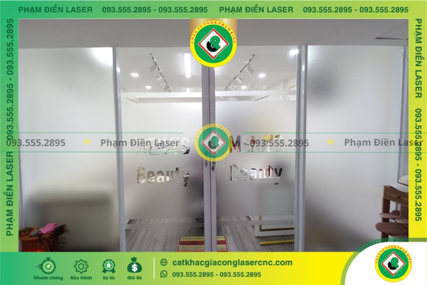 nhung dieu can luu y khi cat decal dan tuong