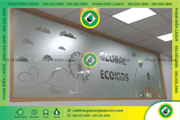 Thời gian cắt chữ decal vi tính mất bao lâu?